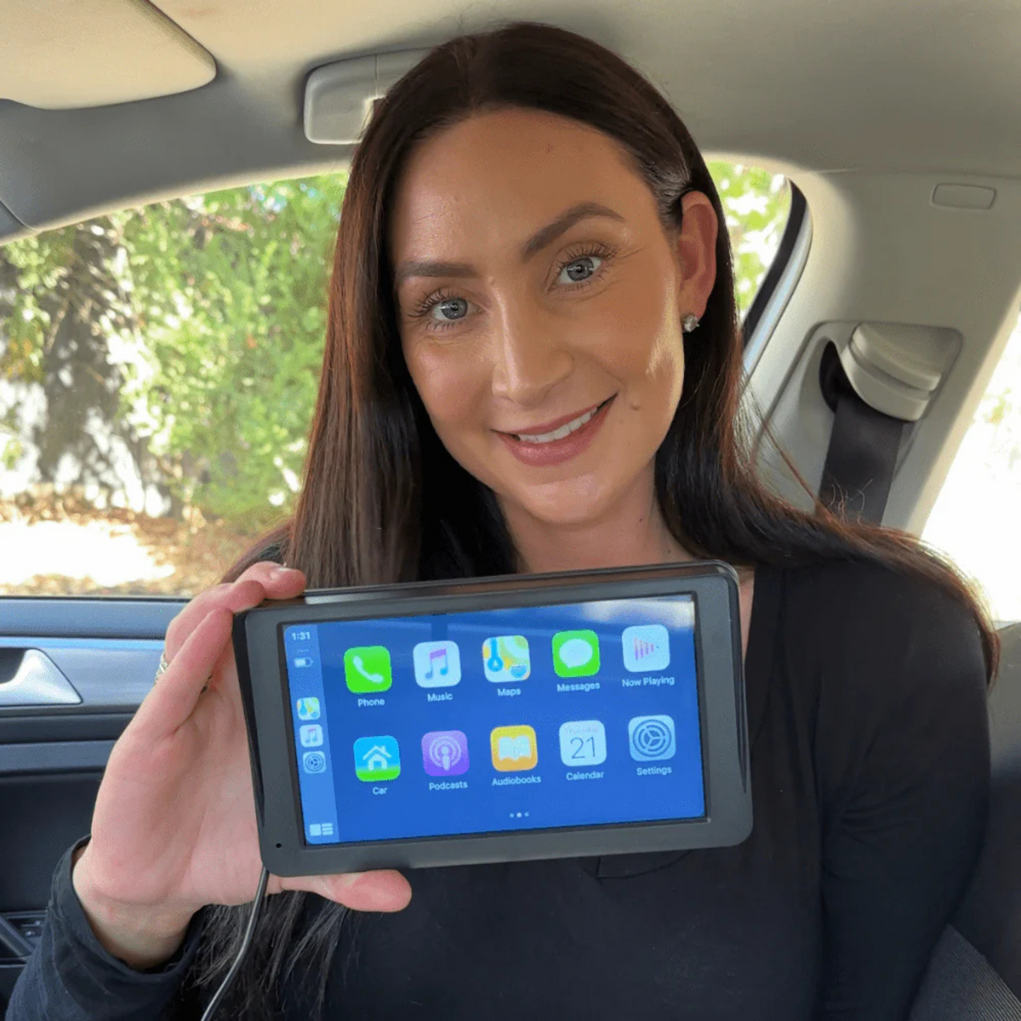 7" HD Touch Screen CarPlay + FREE Reversing Camera (Worth $80)