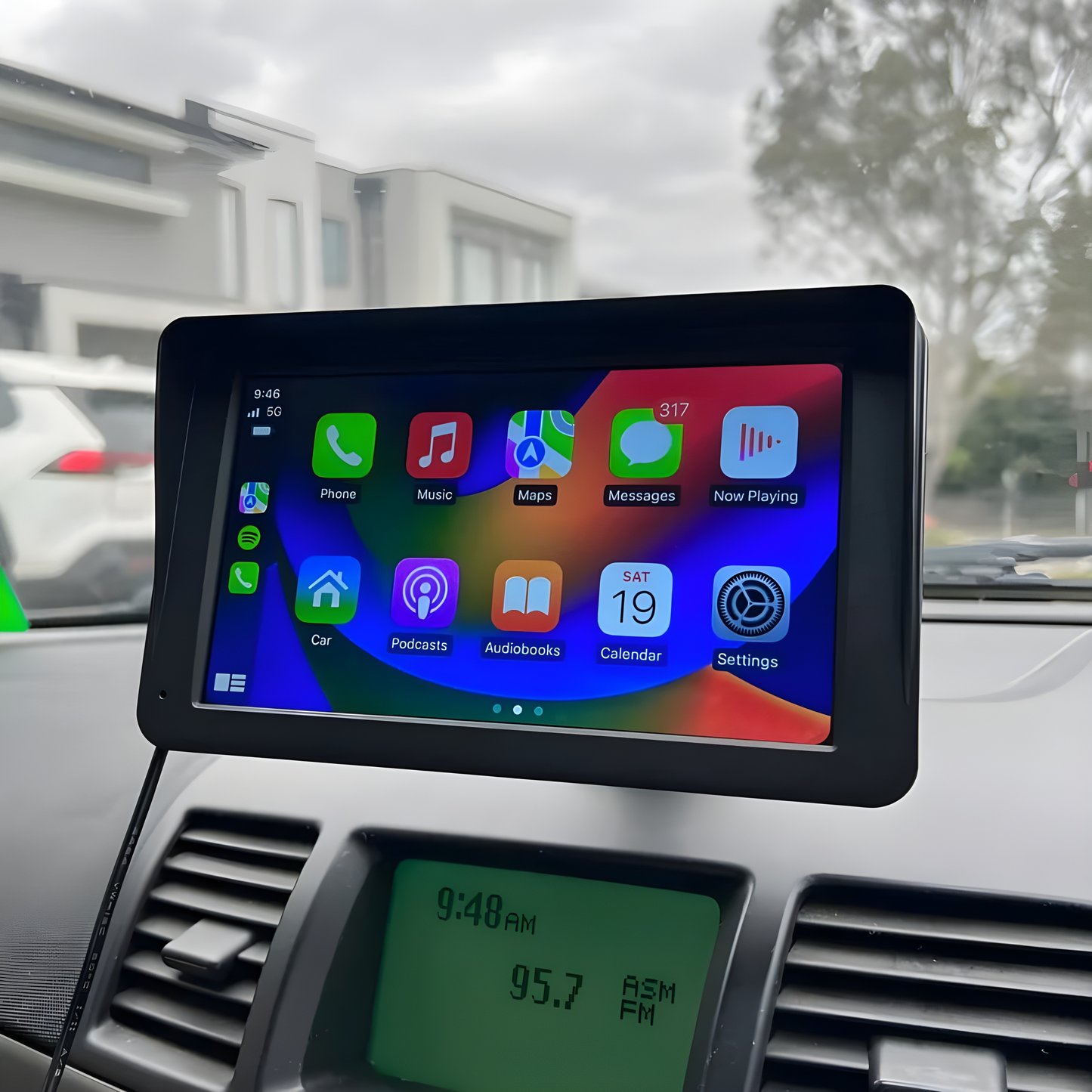 7" HD Touch Screen CarPlay + FREE Reversing Camera (Worth $80)